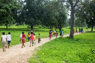 Students of Kanya Ashram school in Polampalli going to the near by river on a holiday to wash their clothes.

Dornapal, Sukma dist. 