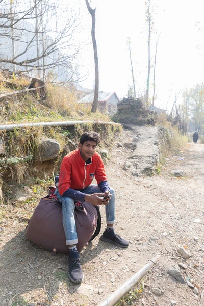 A cloth vender from Rajasthan. Taken from Babagail village, Limber wildlife sanctuary,LoC, Baramulla/2023