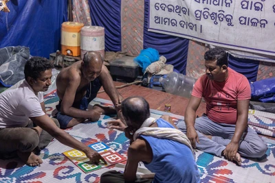 An indefinite strike in front of Collectorate, in Malkangiri, demanding Patta for their lands. 2023