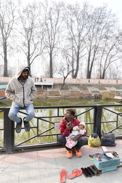 People came here with family from Rajastan. Dal Lake, Srinagar/2023